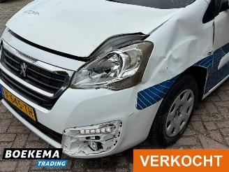 Peugeot Partner 120 1.6 BlueHDi Premium Navigatie Cruise PDC Airco Schuifdeur picture 11