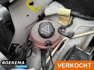 Peugeot Partner 120 1.6 BlueHDi Premium Navigatie Cruise PDC Airco Schuifdeur picture 15