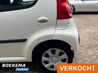 Peugeot 107 1.0-12V Sublime Airco 5-Deurs picture 8