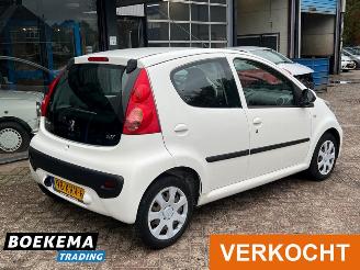 Peugeot 107 1.0-12V Sublime Airco 5-Deurs picture 2