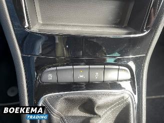 Opel Astra Sports Tourer 1.2 130PK Elegance Navi Camera Clima ACC Carplay picture 22
