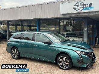 Damaged car Peugeot 308 SW 1.6 Plug-in Hybrid 180 Navi Cruise Climate Trekh. PDC 2023/11