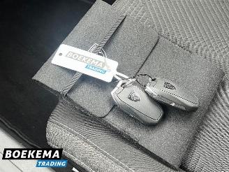 Peugeot 308 SW 1.6 Plug-in Hybrid 180 Navi Cruise Climate Trekh. PDC picture 30