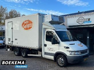 krockskadad bil bedrijf Iveco Daily 40C14 BE-Clixtar Koelunit Laadklep 2006/2
