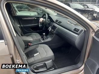 Volkswagen Passat 1.4 TSI Comfortline Navi Climate Cruise PDC picture 22