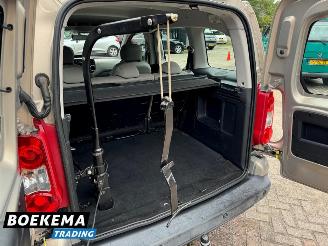 Peugeot Partner Tepee 1.6 VTi XT Rolstoel Lift Airco 5-Persoons picture 17