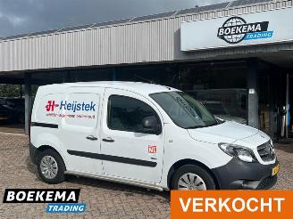 krockskadad bil bedrijf Mercedes Citan 108 CDI Airco Schuifdeur Sidebars 2017/8