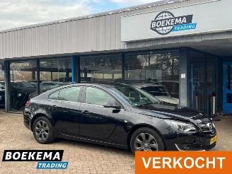 krockskadad bil auto Opel Insignia 1.4 T Business+ Navi Climate Cruise PDC Trekh. 2013/12