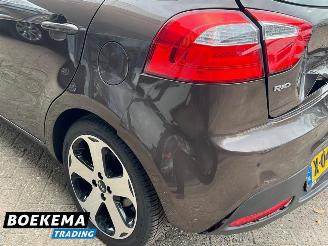 Kia Rio 1.4 CVVT 110PK Super Pack Leer Open-Dak Navigatie Stoelverw picture 15