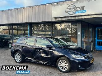 skadebil auto Lexus Ct 200h Business Line Navigatie Camera Stoelverw Leer 2012/2