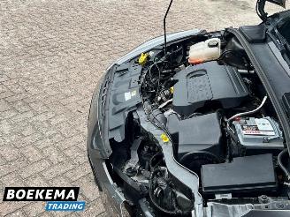 Ford Focus Wagon 1.5 TDCI ST-Line Leer Navi Camera Clima Cruise PDC picture 9
