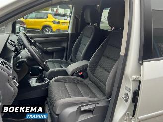 Volkswagen Touran 1.6 TDI Grijs kenteken Climate Cruise Trekh. PDC picture 13