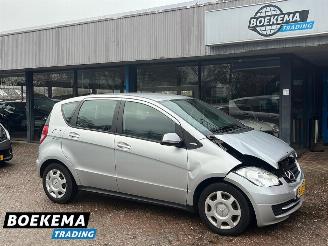 Coche accidentado Mercedes A-klasse A160 Business 5-Drs Navi Airco PDC Trekh. 2012/2