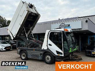 Uttjänta bilar auto Johnston Yaris CX400 Sweepers 85KM Airco Euro5 Kehrmachine 2013/11