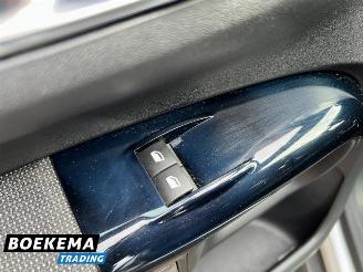 Citroën C4 cactus 1.2 PureTech Shine Navi Climate Cruise PDC picture 21