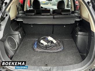 Mitsubishi Outlander 2.0 PHEV Instyle Pano Keyless Navi Camera Stoelverw. picture 13