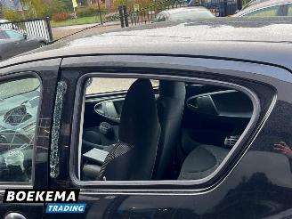 Toyota Aygo 1.0-12V Navigator Automaat Airco 5-Deurs picture 14