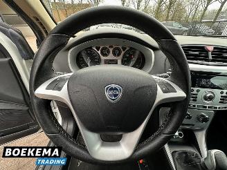 Lancia Delta 1.4 16V Oro Airco Half-Leer picture 13