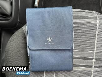 Peugeot 108 1.0 e-VTi Active Airco 5-Deurs picture 20