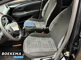 Peugeot 108 1.0 e-VTi Active Airco 5-Deurs picture 14