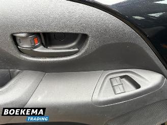 Peugeot 108 1.0 e-VTi Active Airco 5-Deurs picture 15