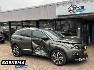 skadebil auto Peugeot 3008 1.2 PureTech Premium Keyless Virtual Navi Camera PDC 2020/2