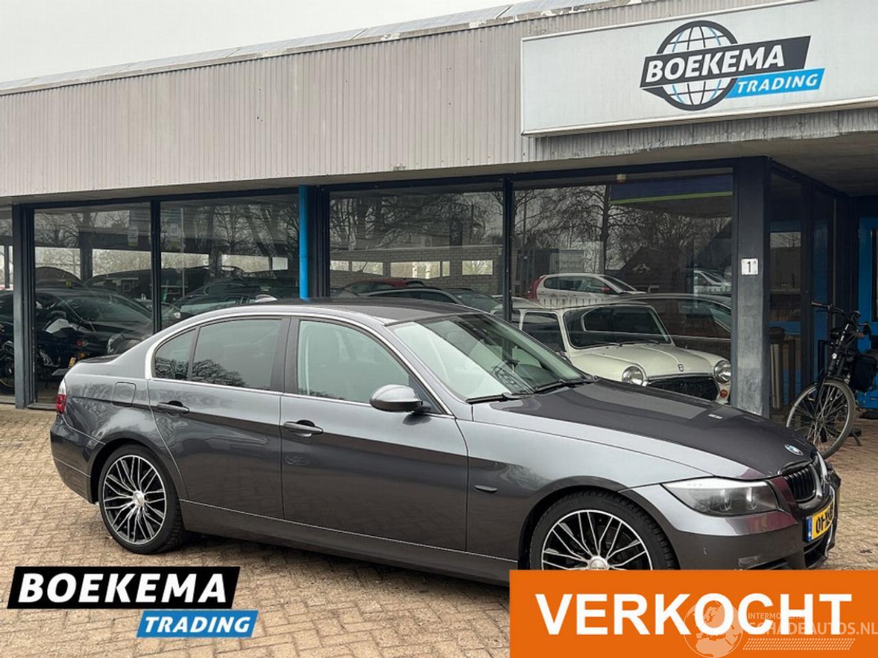 BMW 3-serie 325i Business 218PK Navi Climate Cruise PDC Trekh.