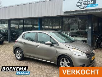 Unfallwagen Peugeot 208 1.4 VTi Active 5-Drs Climate Cruise Trekh. 2012/7