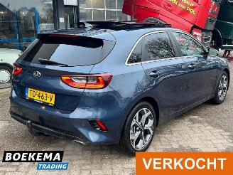 Kia Ceed 1.4 T-GDi Executive 140PK Aut Leer Pano JBL Keyless Stoel/Stuurverw. Camera picture 2