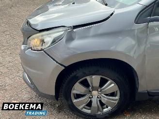 Peugeot 2008 1.2 PureTech Automaat Navi Cruise PDC picture 7