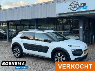 Coche accidentado Citroën C4 cactus 1.2 PureTech Shine Virtual Navi Climate Cruise PDC 2016/5