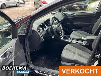 Volkswagen Golf Variant 1.6 TDI Comfort DSGPanorama ACC Cruise PDC picture 17