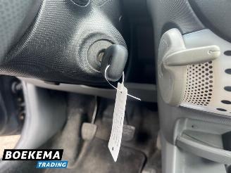 Peugeot 107 1.0-12V XS Airco 5-Deurs picture 23