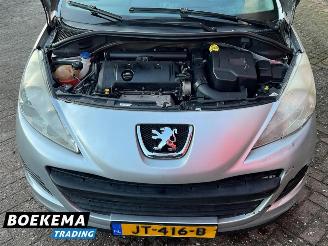 Peugeot 207 1.4 VTi Sublime 5-Drs Airco picture 10