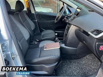 Peugeot 207 1.4 VTi Sublime 5-Drs Airco picture 21