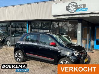 damaged passenger cars Renault Twingo 1.0 SCe Collection 2016/4