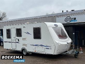 krockskadad bil auto Caravelair Elan Osiris 492 Mover Enkele bedden 2005/10