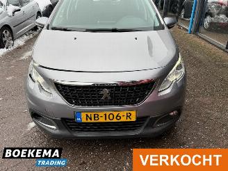Peugeot 2008 1.2 PureTech Automaat Navigatie Cruise NAP! picture 5