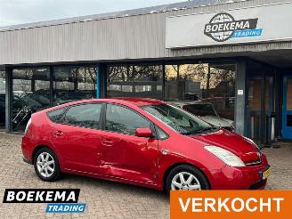 skadebil auto Toyota Prius 1.5 VVT-i Climate Cruise PDC 2007/4