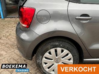 Volkswagen Polo 1.2-12V Trend 5-Deurs Airco picture 10