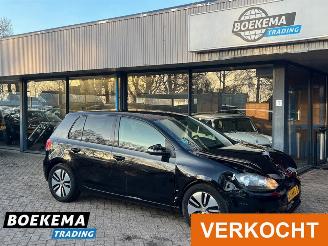 krockskadad bil auto Volkswagen Golf 1.4 TSI Trend DSG Navi Airco Cruise Trekh. 2009/1