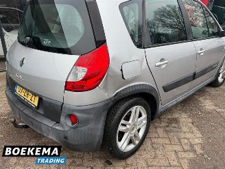 Renault Scenic 2.0 16V Conquest Navigatie Climate Cruise picture 6