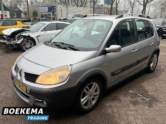 Renault Scenic 2.0 16V Conquest Navigatie Climate Cruise picture 4