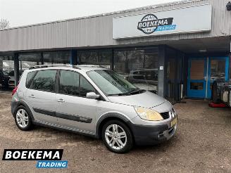 skadebil auto Renault Scenic 2.0 16V Conquest Navigatie Climate Cruise 2008/5