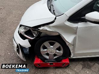 Volkswagen Up! 1.0 Move Up! Airco DAB LMV 5-Deurs picture 7