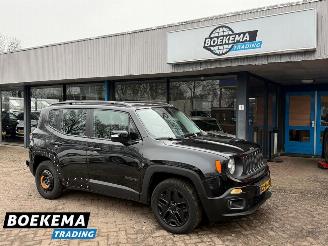 Damaged car Jeep Renegade 1.4 MultiAir Longitude Stoel-Stuurverwarming Massage Navigatie Clima 2016/8