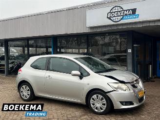 Coche accidentado Toyota Auris 1.3 Aspiration Navigatie Climate Trekhaak 2010/1