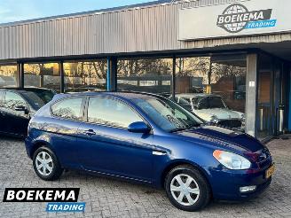 Unfallwagen Hyundai Accent 1.4i Dynamic Joy Airco Cruise PDC 2008/3