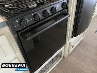 Chevrolet  Urbano 6.5d V8 200pk Airco Zonnepanelen Schotel Automaat picture 28