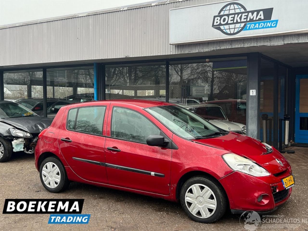 Renault Clio 1.2 TCe 101PK Special Line 5-Drs Navi Airco Trekh.